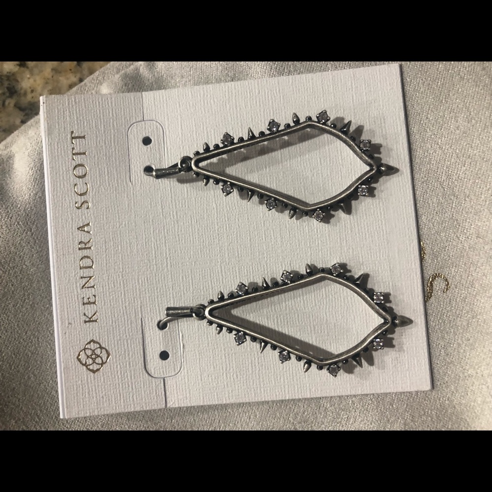 Beautiful drop down silver earrings- Kendra Scott